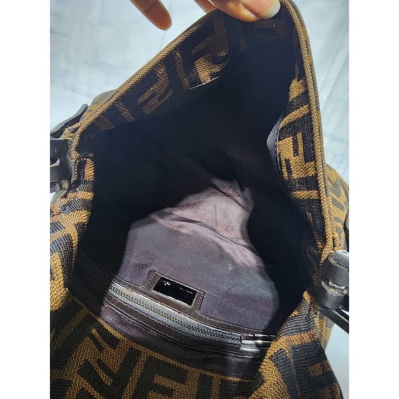 Authentic FENDI Vintage Zucca Mamma Baguette Shoulder Bag Brown - Picture 15 of 16